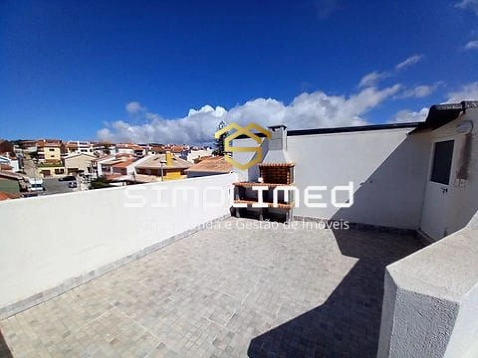 Moradia T3 para Venda em São Domingos de Rana Foto 1