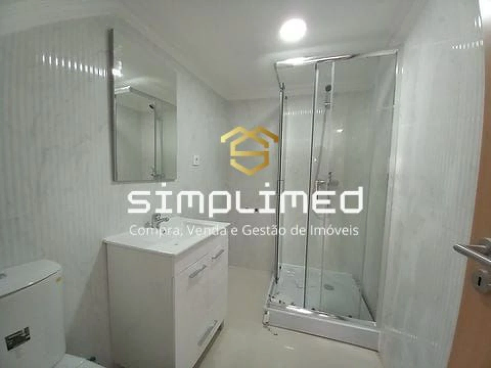 Moradia T3 para Venda em São Domingos de Rana Foto 12