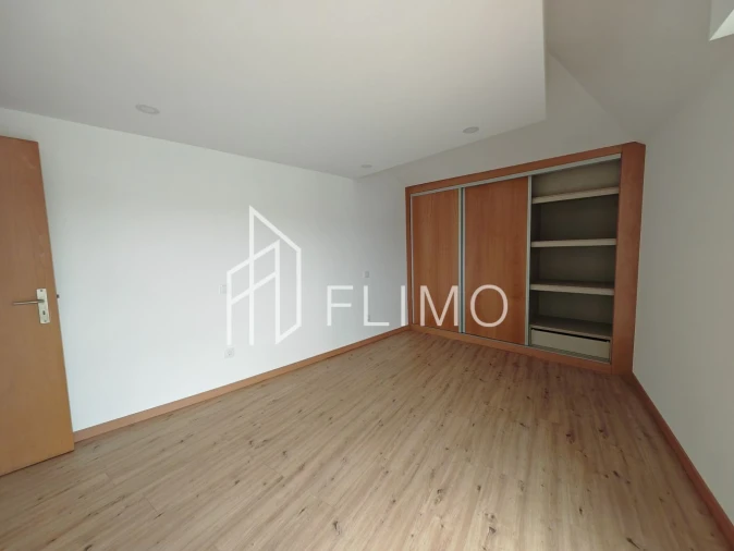 Apartamento T1 para Venda em Ovar, São João, Arada e São Vicente de Pereira Jusã Foto 8