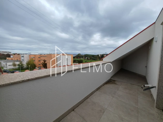 Apartamento T0 para Venda em Ovar, São João, Arada e São Vicente de Pereira Jusã Foto 9