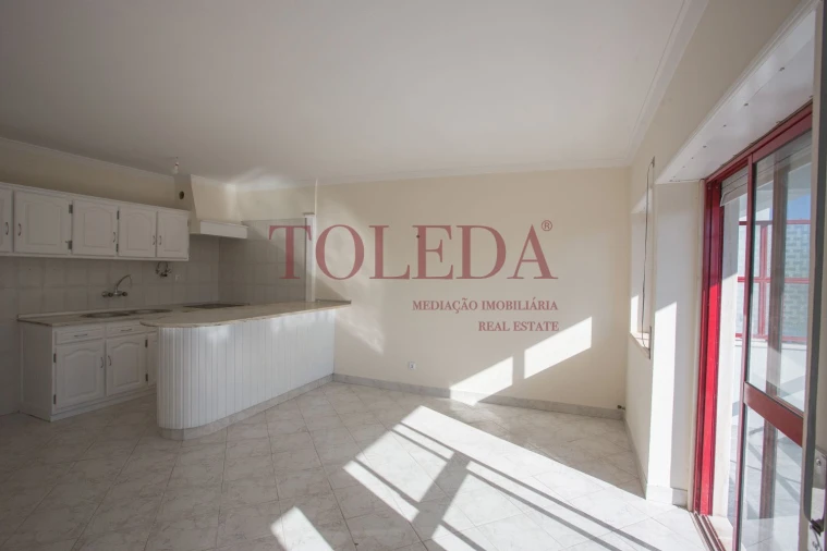 Apartamento T1 para Venda em São João das Lampas e Terrugem Foto 2