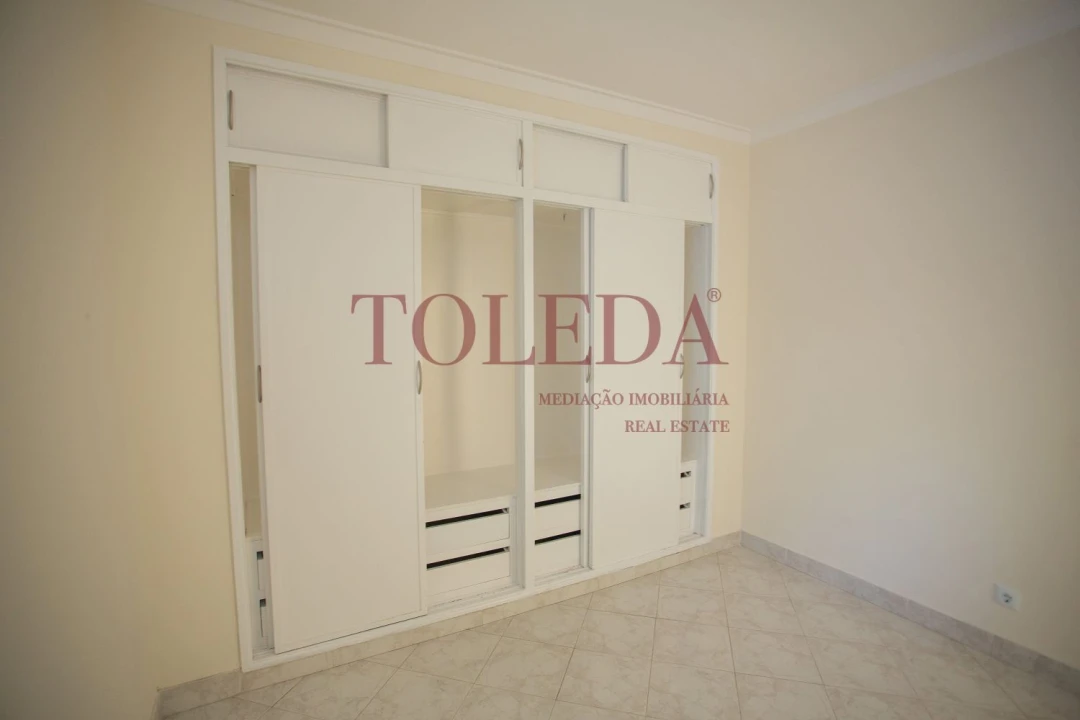 Apartamento T1 para Venda em São João das Lampas e Terrugem Foto 25