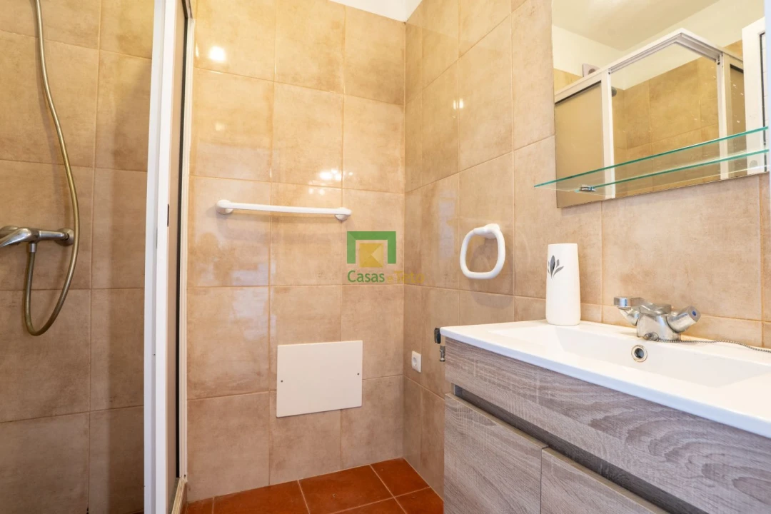 Moradia T3 para Venda em Quinta Grande Foto 9