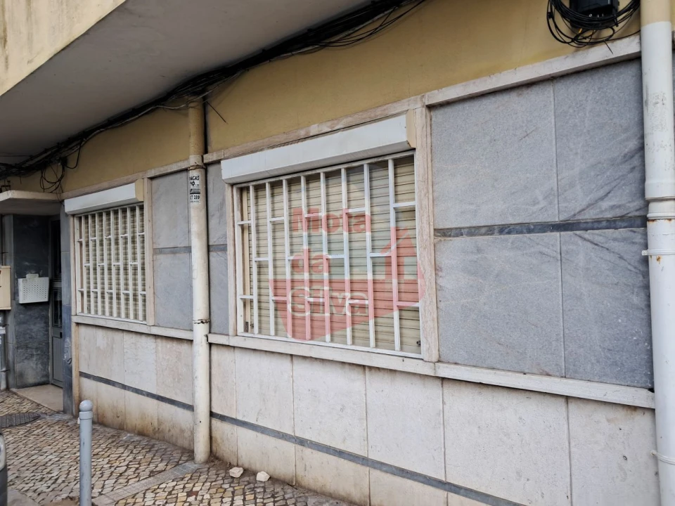 Apartamento T2 para Venda em Queluz e Belas Foto 26