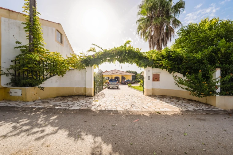 Moradia T5 para Venda em Evora de Alcobaça Foto 2