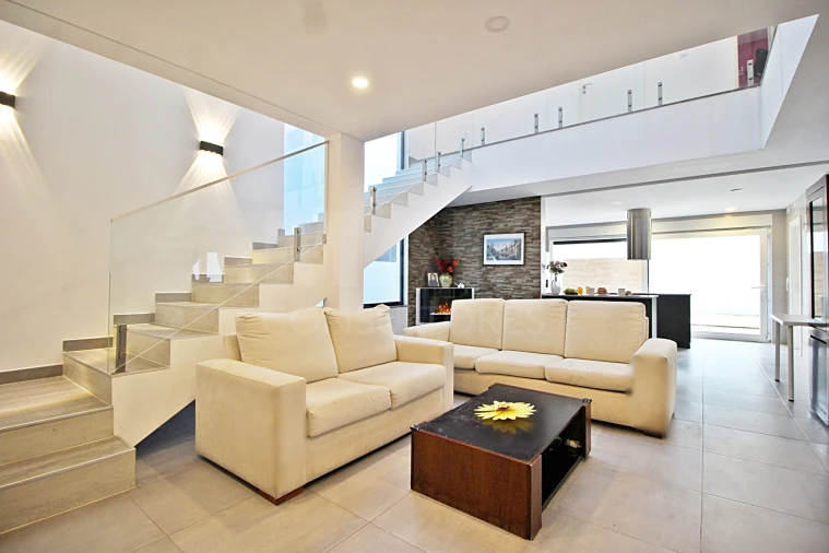 Moradia T5 para Venda em Vialonga Foto 10