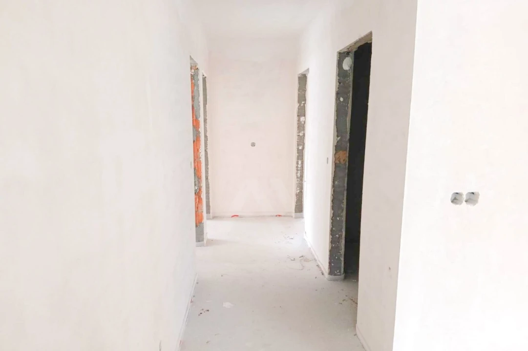 Moradia T4 para Venda em Leiria, Pousos, Barreira e Cortes Foto 15