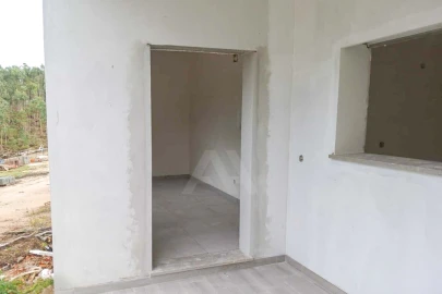 Moradia T4 para Venda em Leiria, Pousos, Barreira e Cortes