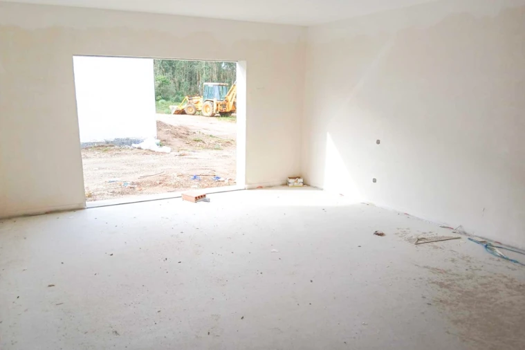 Moradia T4 para Venda em Leiria, Pousos, Barreira e Cortes Foto 7