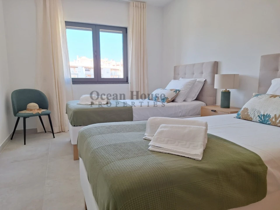 Apartamento T2 para Venda em Armação de Pera Foto 12