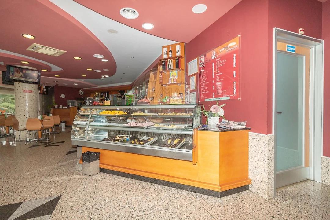 Negócio para Venda em Alhandra, São João dos Montes e Calhandriz Foto 23