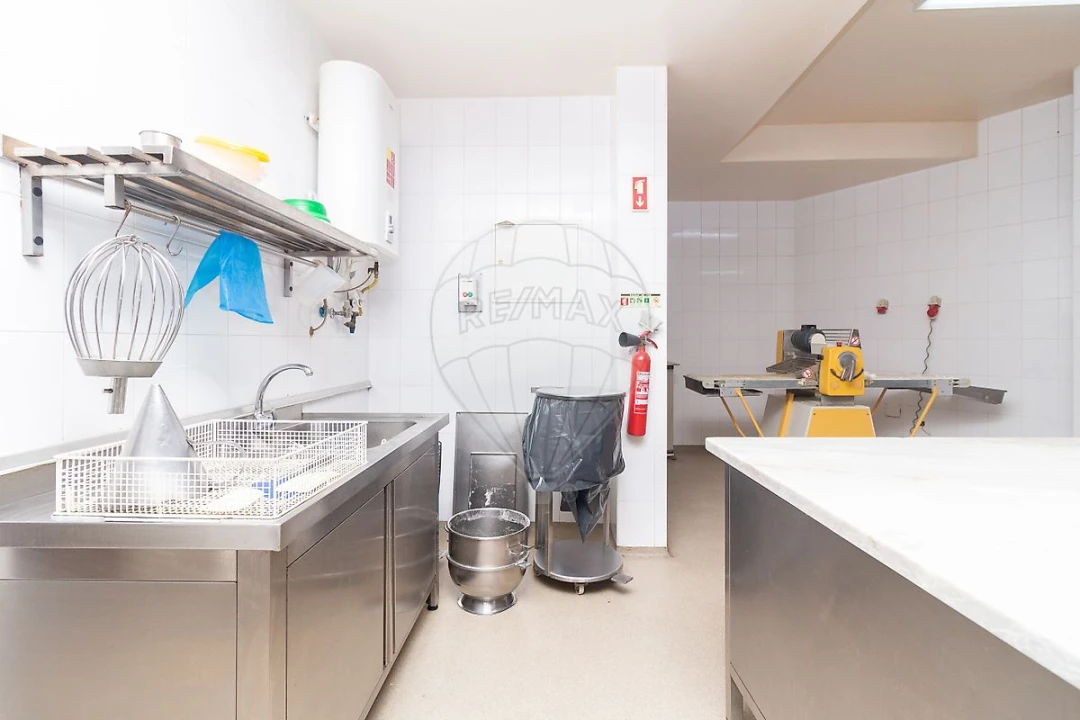 Negócio para Venda em Alhandra, São João dos Montes e Calhandriz Foto 40