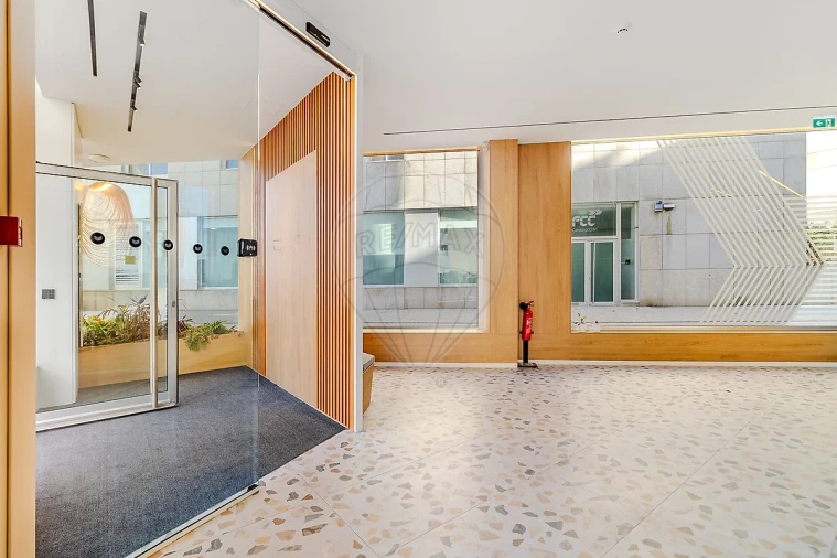 Loja para Arrendamento em Matosinhos e Leça da Palmeira Foto 24