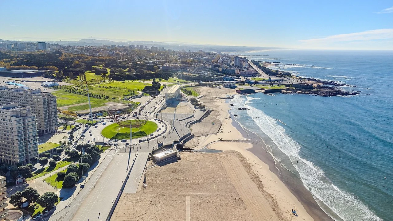 Loja para Arrendamento em Matosinhos e Leça da Palmeira Foto 2