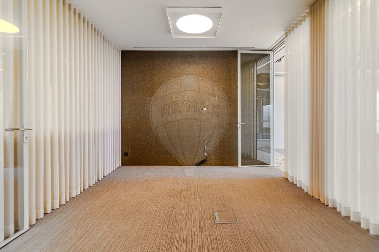 Loja para Venda em Matosinhos e Leça da Palmeira Foto 7