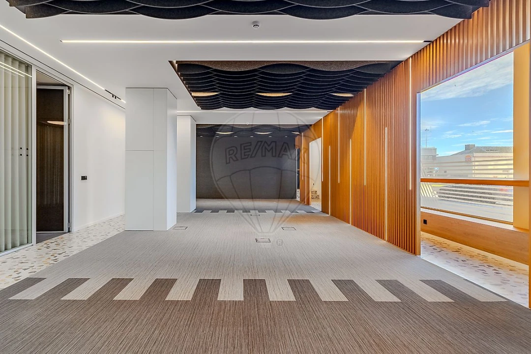 Loja para Venda em Matosinhos e Leça da Palmeira Foto 12