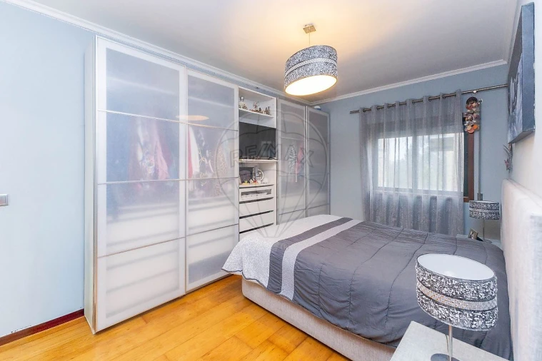 Apartamento T2 para Venda em Vilar de Andorinho Foto 20