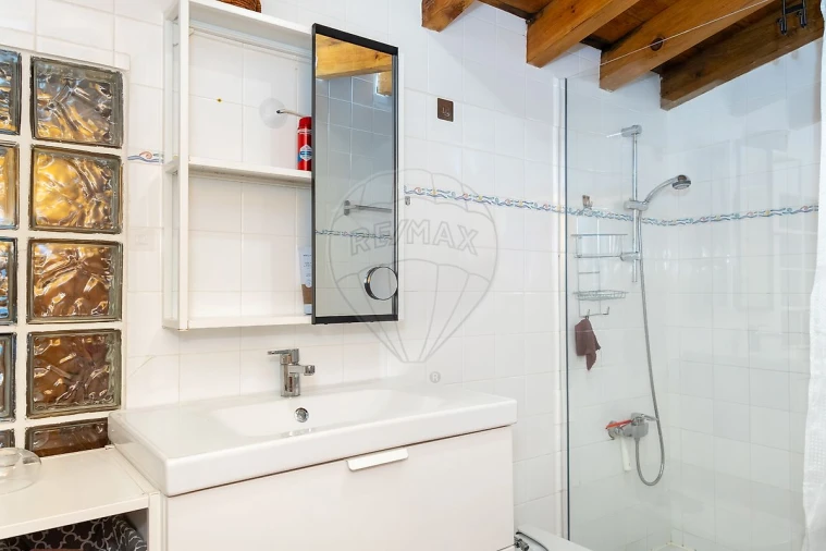 Moradia T2 para Venda em Azueira e Sobral da Abelheira Foto 19