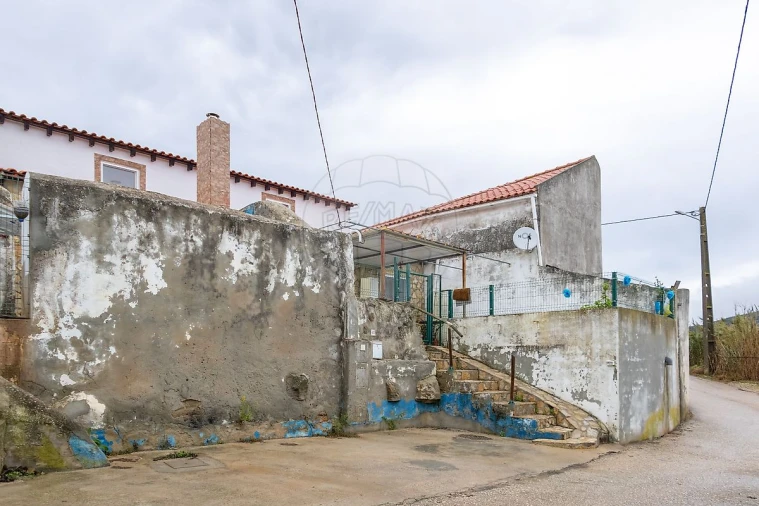 Moradia T2 para Venda em Azueira e Sobral da Abelheira Foto 33