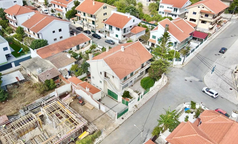 Moradia T3 para Venda em Póvoa de Santa Iria e Forte da Casa Foto 29
