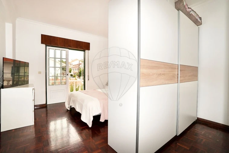 Moradia T3 para Venda em Póvoa de Santa Iria e Forte da Casa Foto 14