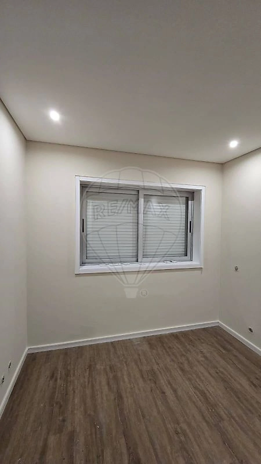 Apartamento T2 para Venda em Espinho Foto 13