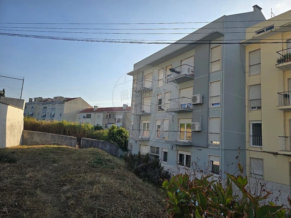Apartamento T2 para Venda em Vila Franca de Xira Foto 11
