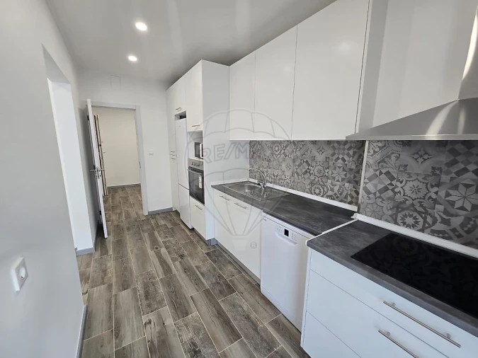 Apartamento T2 para Venda em Vila Franca de Xira Foto 1