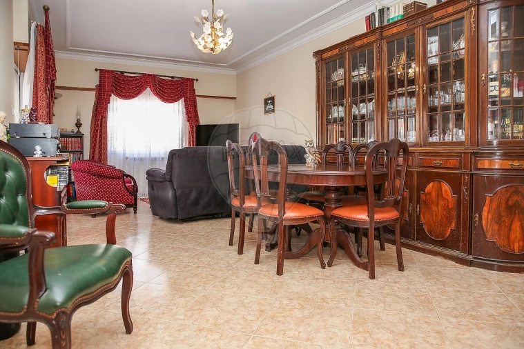 Apartamento T3 para Venda em Arruda dos Vinhos Foto 8