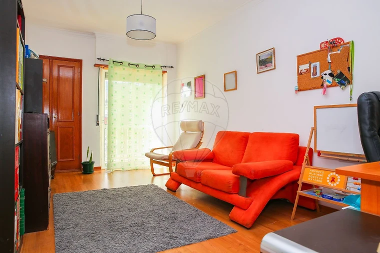 Apartamento T3 para Venda em Arruda dos Vinhos Foto 16