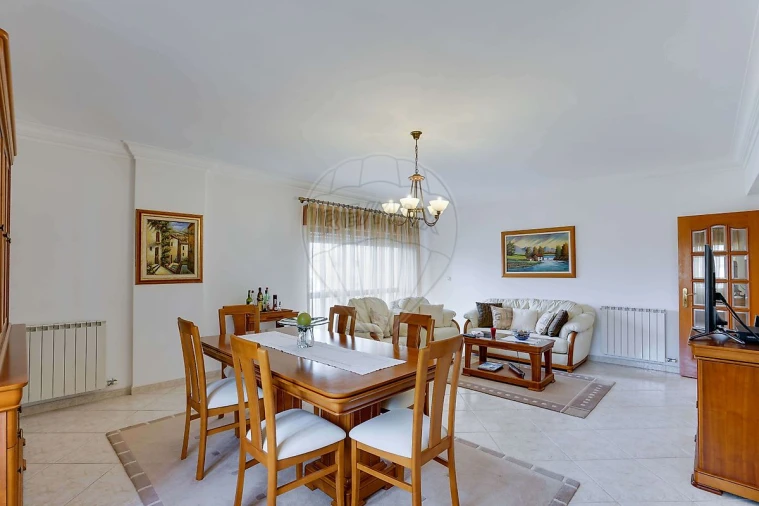 Apartamento T2 para Venda em Póvoa de Santa Iria e Forte da Casa Foto 12