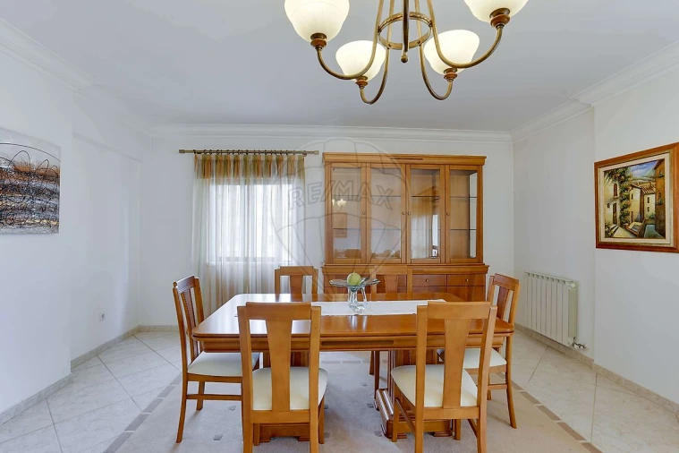 Apartamento T2 para Venda em Póvoa de Santa Iria e Forte da Casa Foto 10