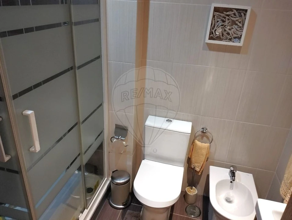 Apartamento T2 para Venda em Santa Clara Foto 3