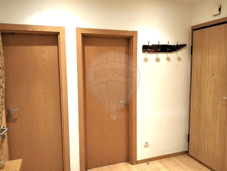 Apartamento T2 para Venda em Santa Clara Foto 2