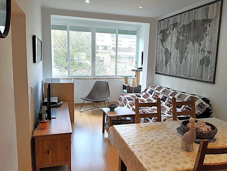 Apartamento T2 para Venda em Santa Clara Foto 1