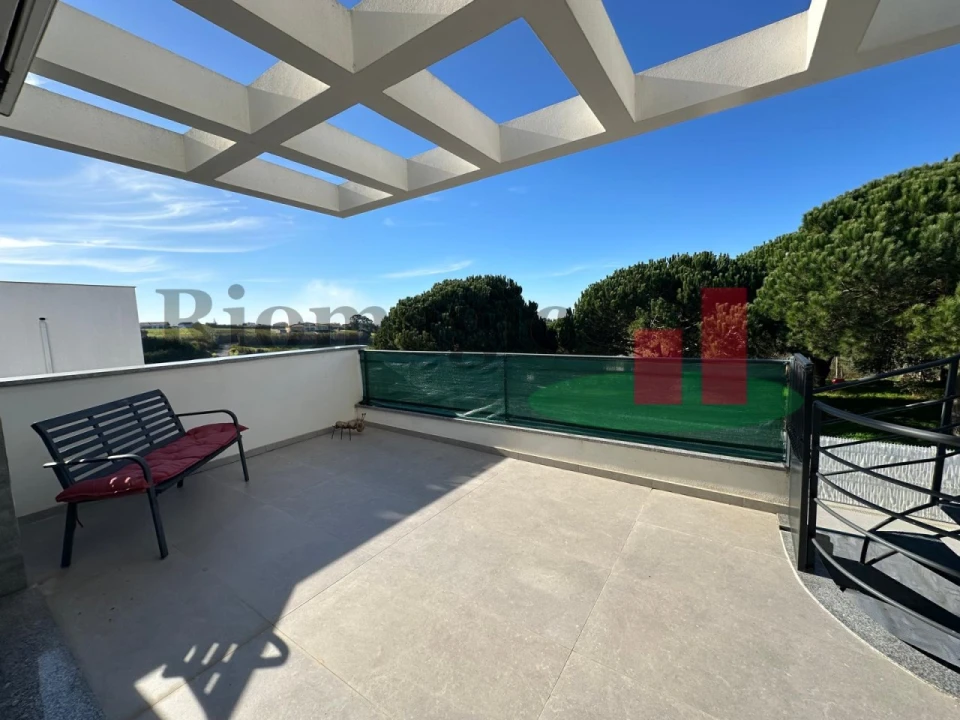 Moradia T5 para Venda em Santa Barbara Foto 10