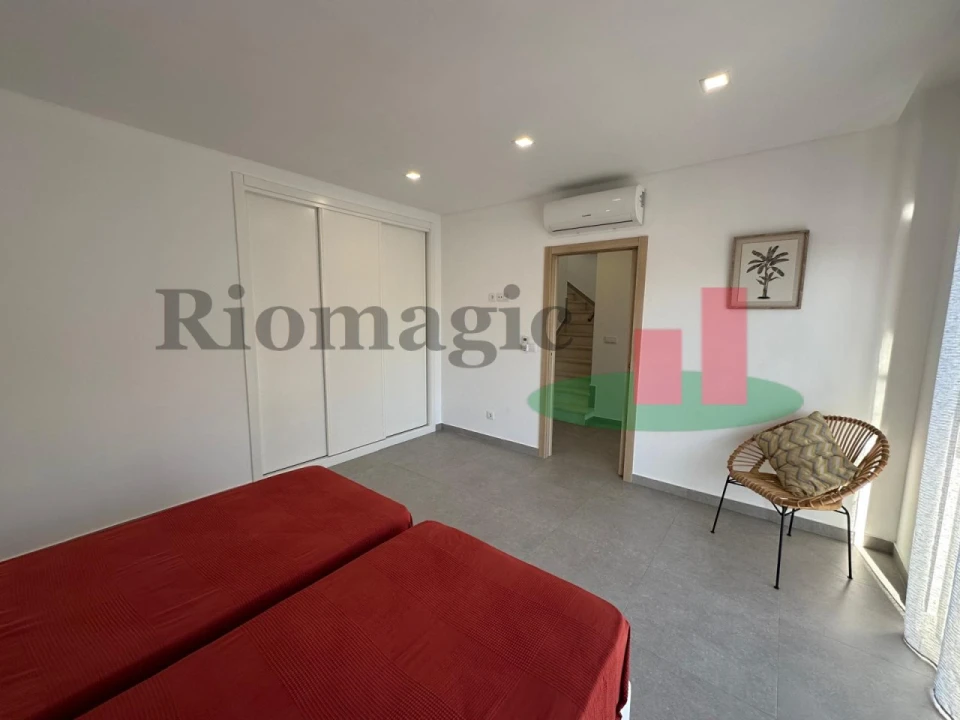 Moradia T5 para Venda em Santa Barbara Foto 19