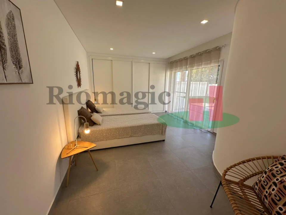 Moradia T5 para Venda em Santa Barbara Foto 25