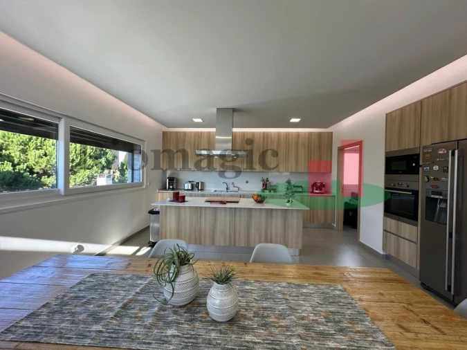 Moradia T5 para Venda em Santa Barbara Foto 6