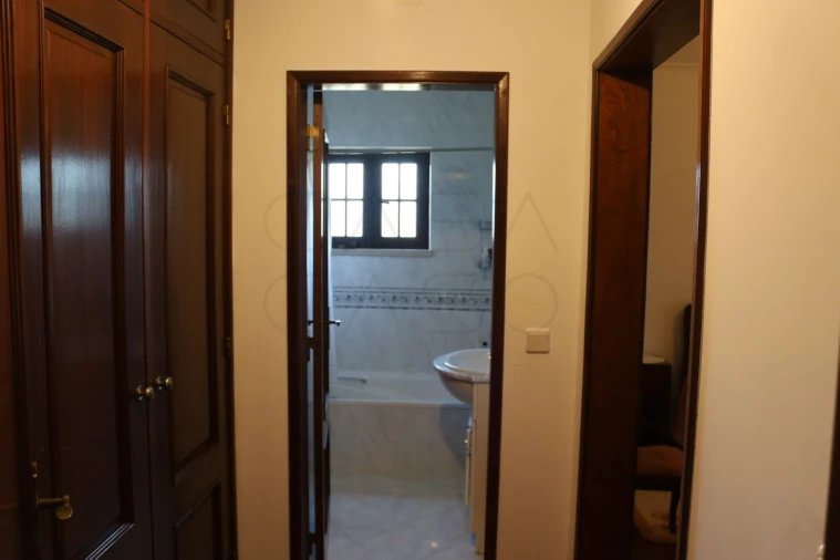 Moradia T6 para Venda em Palmela Foto 13