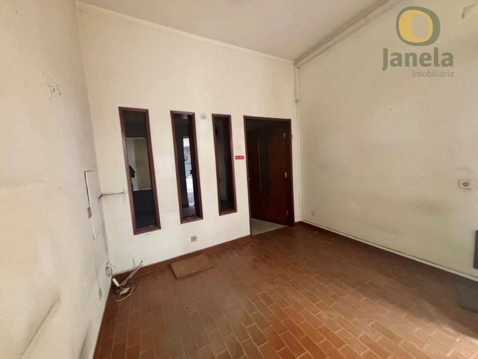 Prédio para Venda em Faro (Sé e São Pedro) Foto 2