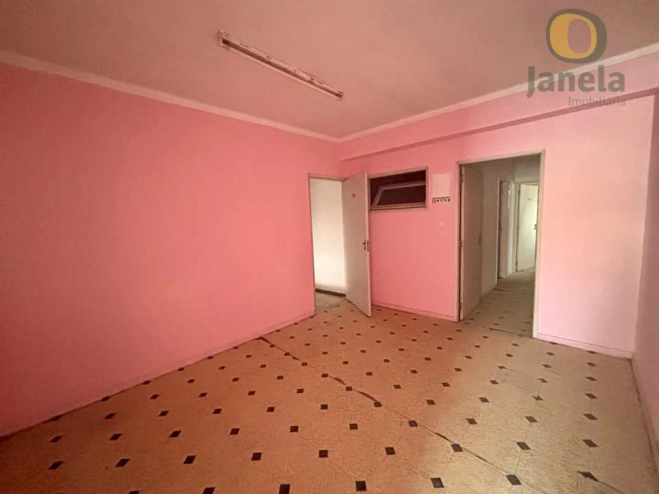 Prédio para Venda em Faro (Sé e São Pedro) Foto 10