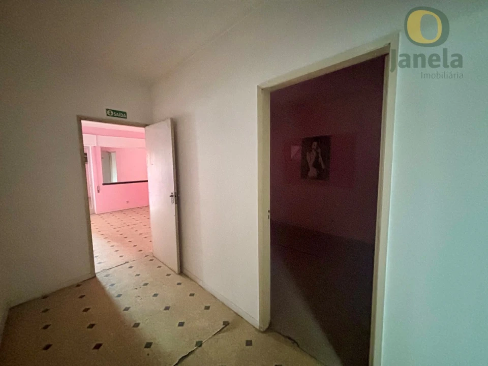 Prédio para Venda em Faro (Sé e São Pedro) Foto 11