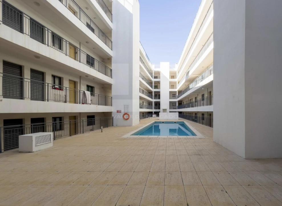 Apartamento T2 para Venda em Olhão Foto 3