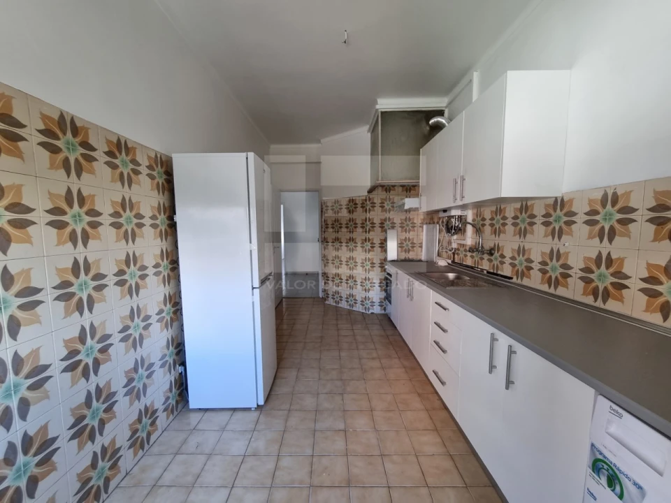 Apartamento T2 para Venda em Barcarena Foto 23