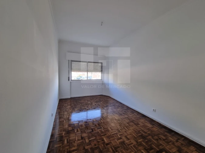 Apartamento T2 para Venda em Barcarena Foto 9