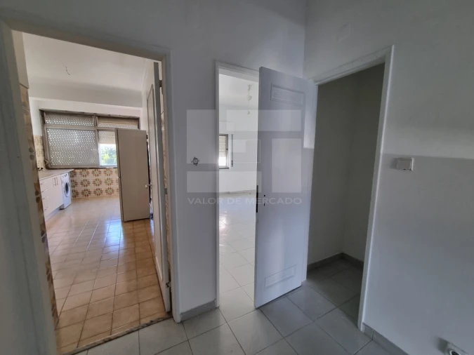 Apartamento T2 para Venda em Barcarena Foto 22