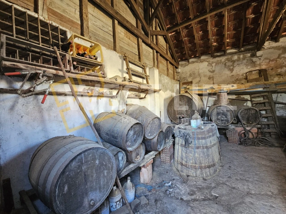 Moradia T1 para Venda em Igreja Nova e Cheleiros Foto 19