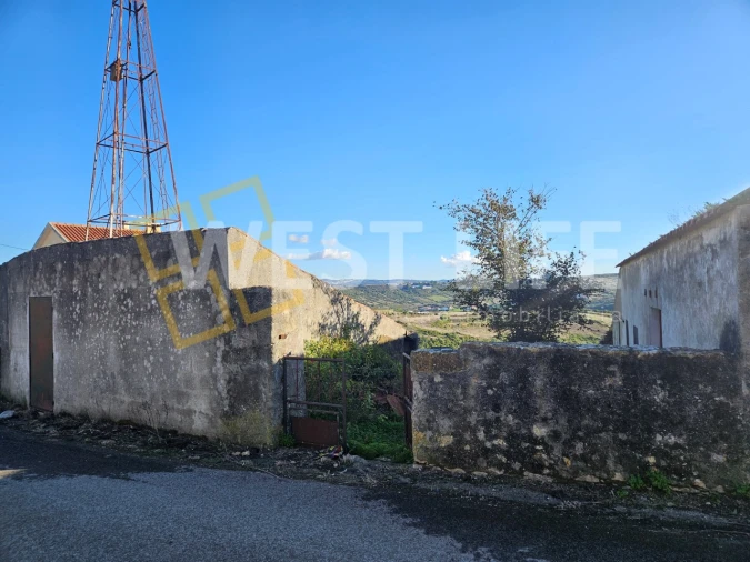 Negócio para Venda em Igreja Nova e Cheleiros Foto 11