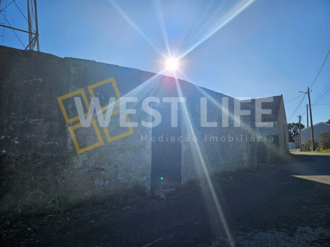 Negócio para Venda em Igreja Nova e Cheleiros Foto 21